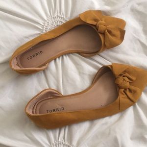 Mustard Yellow Flats